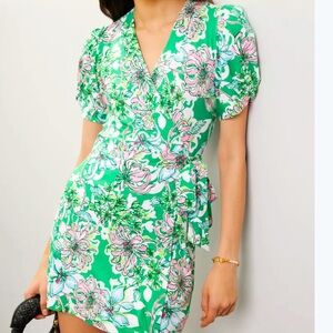 EUC Lilly Pulitzer Sailynn green & white Wrap Dress Small Shorts Jersey Blossom